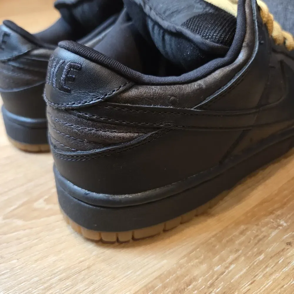 2003 Nike SB Dunk Low Pro Ostrich 304292-003 Men's Size 10 Black Gum Vintage